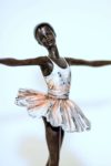 ballerine en bronze très bon état Signé MANGREB