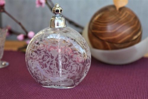 Vaporisateur de parfum en cristal de Baccarat modèle Michelangelo.
