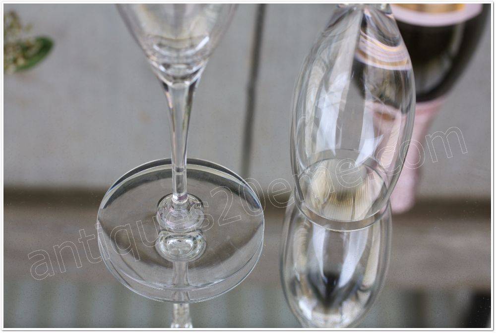 Série de 6 flûtes à champagne en cristal de Baccarat modèle Saint-Rémy, Baccarat crystal champagne flutes