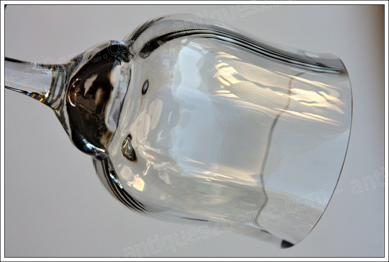 Série de 6 verres à eau en cristal de Baccarat modèle Capri