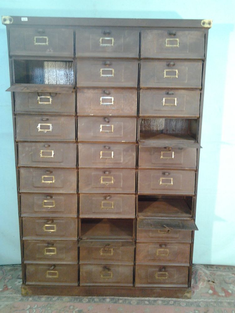 meuble d'administration 30 casier en métal