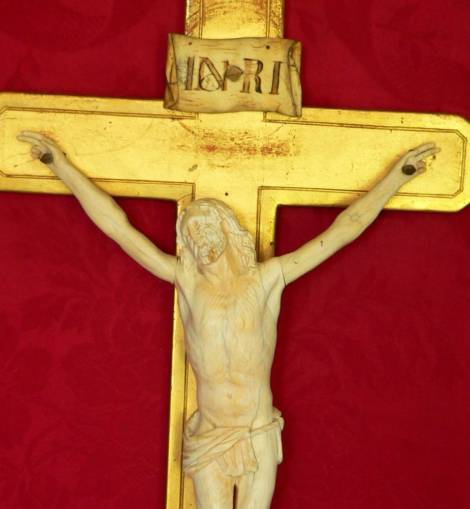 Christ cadre fond rouge 29cm 103
